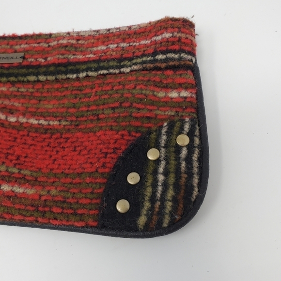 O'NEILL RED TAN WOVEN FABRIC FAUX LEATHER MINI BAG WRISTLET BRASS STUDS BOHO Y2K - Picture 3 of 15